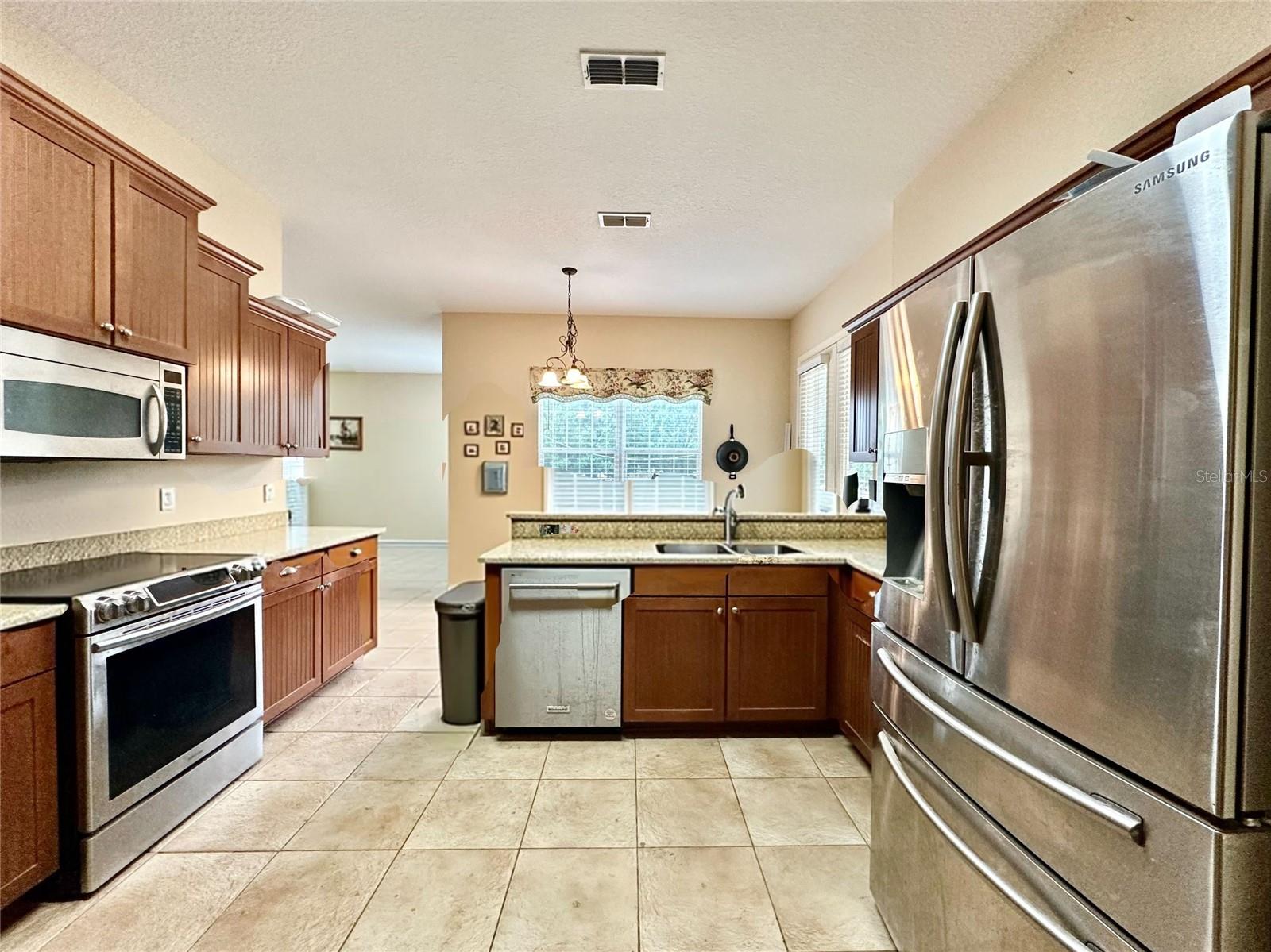 6310 SE 96TH ST, BELLEVIEW, FL — photo 4