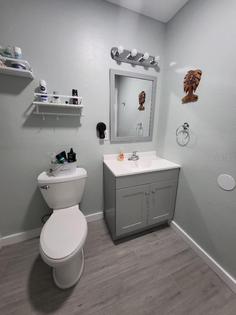 995 EMERALD DR, MOUNT DORA, FL — photo 44