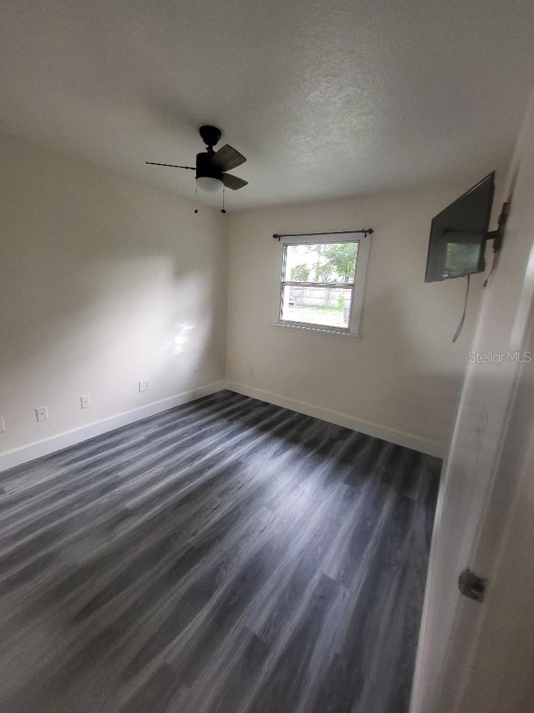 995 EMERALD DR, MOUNT DORA, FL — photo 80