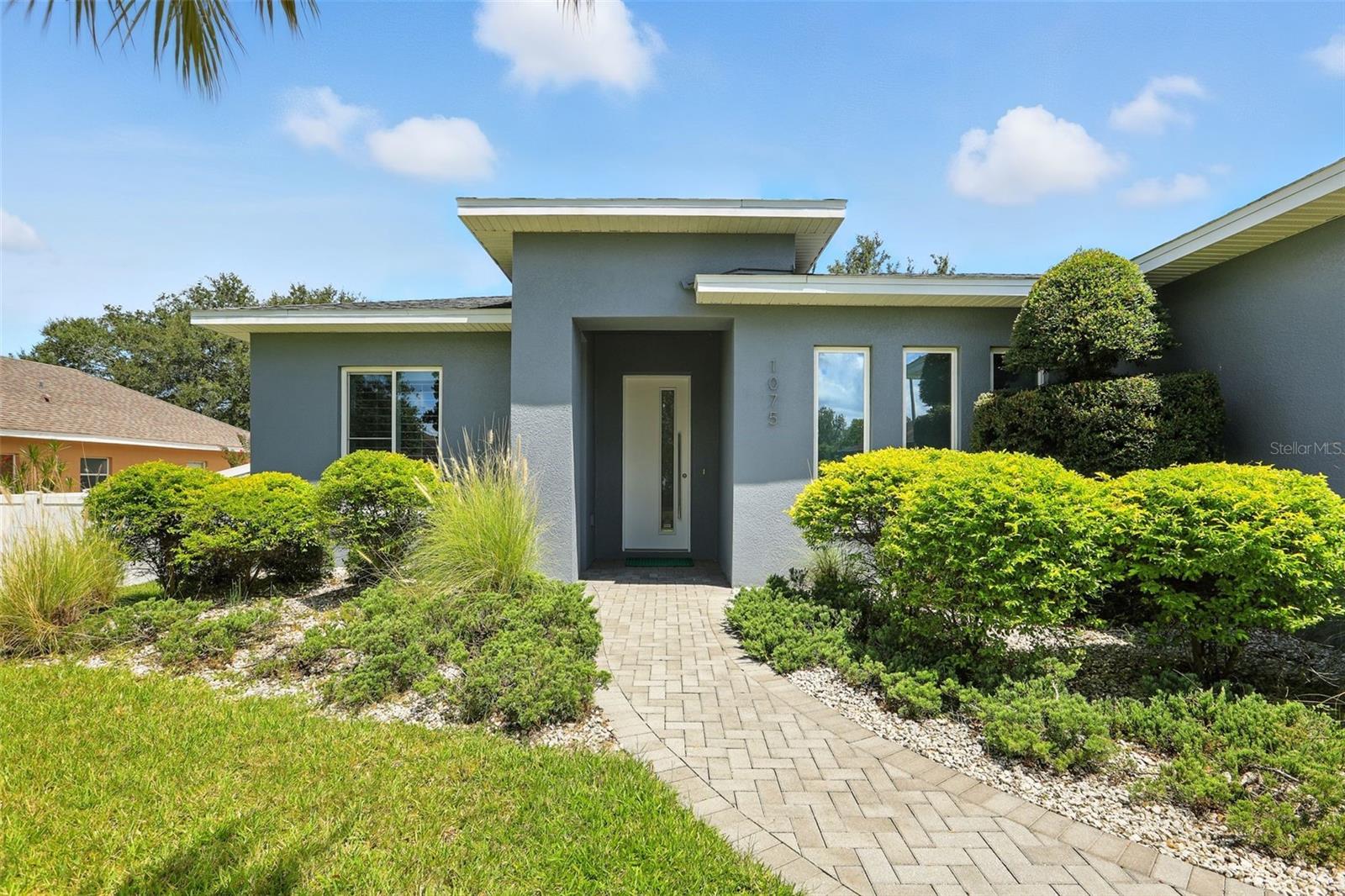 1075 CHASE DR, WINTER GARDEN, FL — photo 2