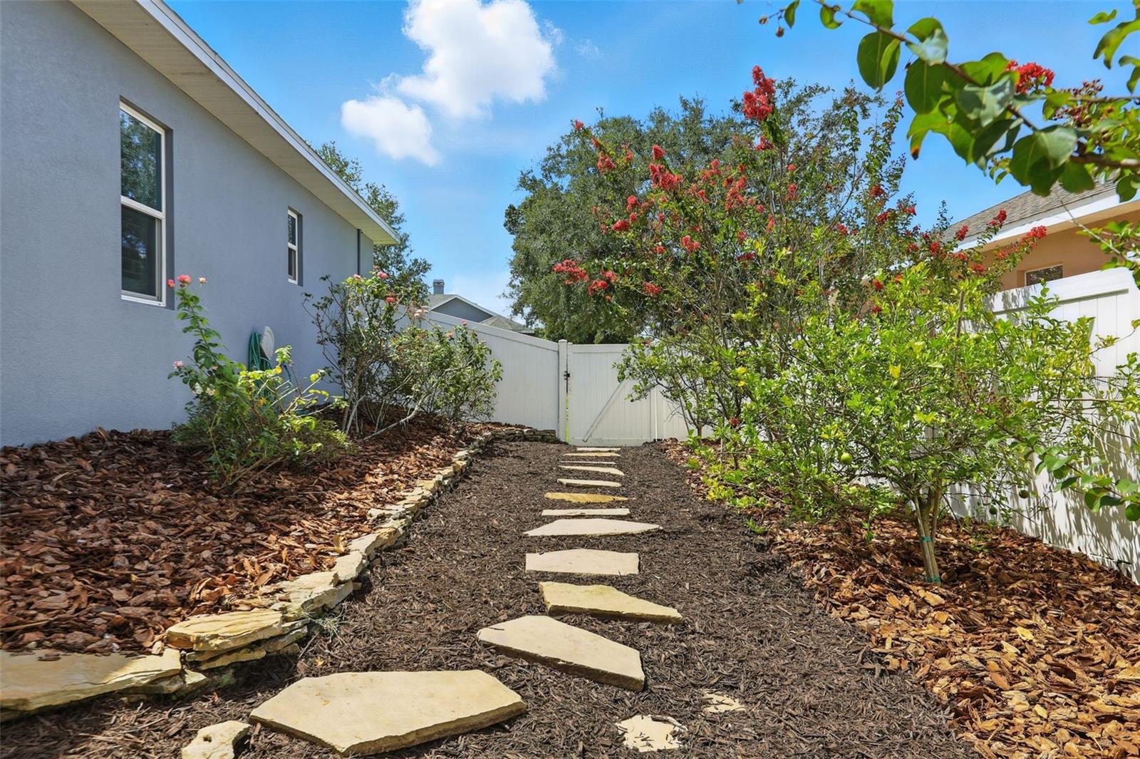 1075 CHASE DR, WINTER GARDEN, FL — photo 40