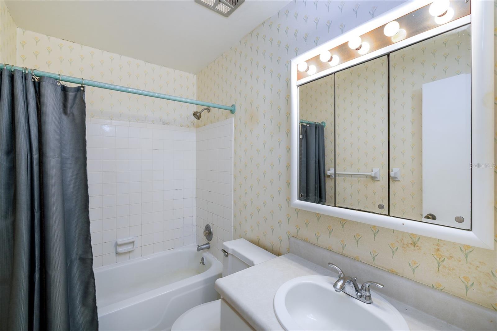 1143 85TH TER N #D, ST PETERSBURG, FL — photo 20