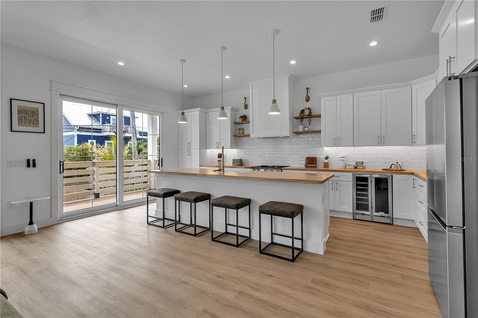 2215 AVENUE C, BRADENTON BEACH, FL — photo 16