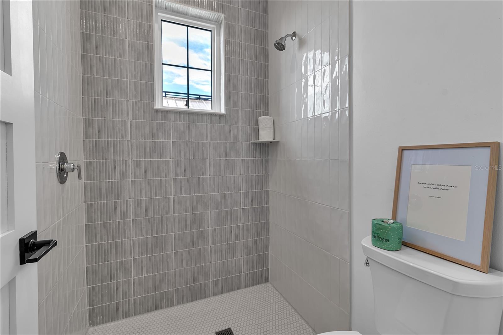 2215 AVENUE C, BRADENTON BEACH, FL — photo 41