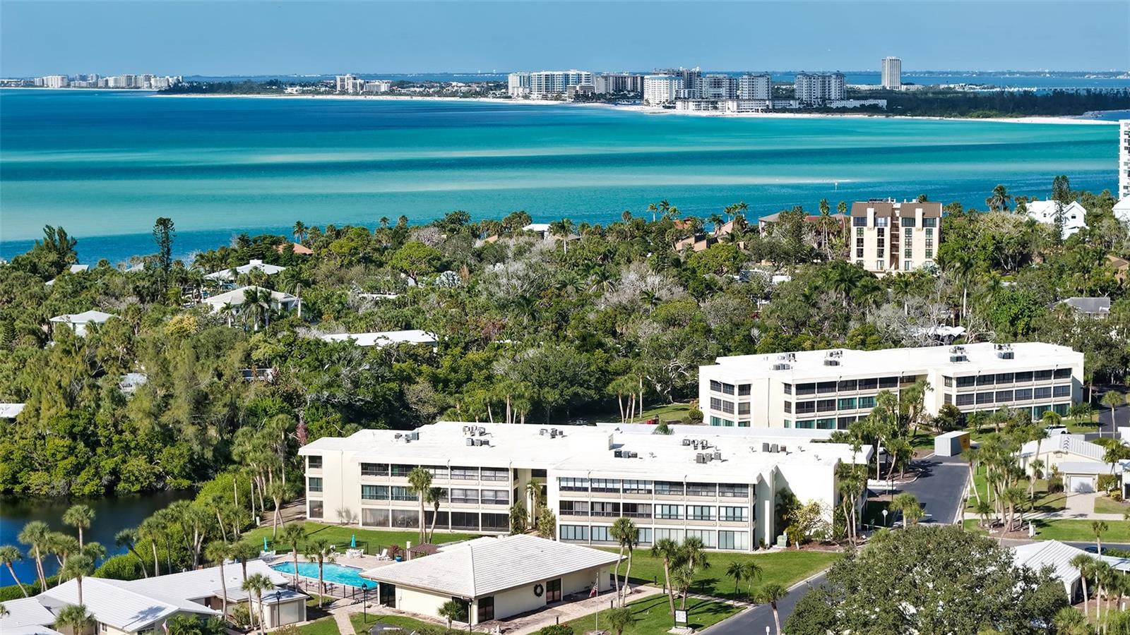 199 WHISPERING SANDS DR #204, SARASOTA, FL — photo 2
