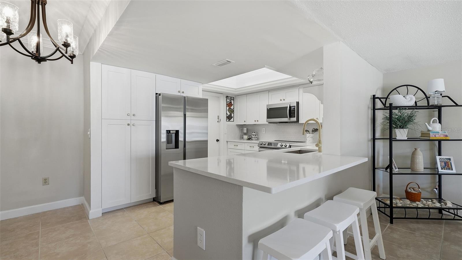 199 WHISPERING SANDS DR #204, SARASOTA, FL — photo 14