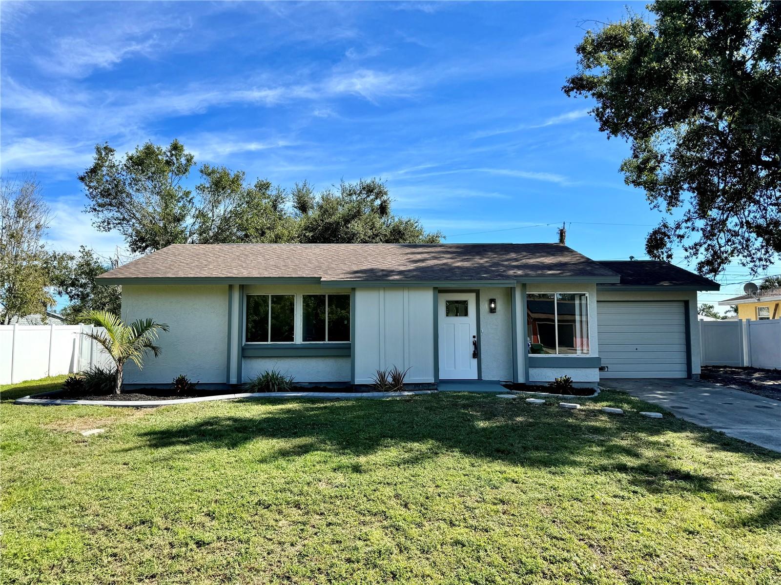 325 CAPATOLA ST, PORT CHARLOTTE, FL