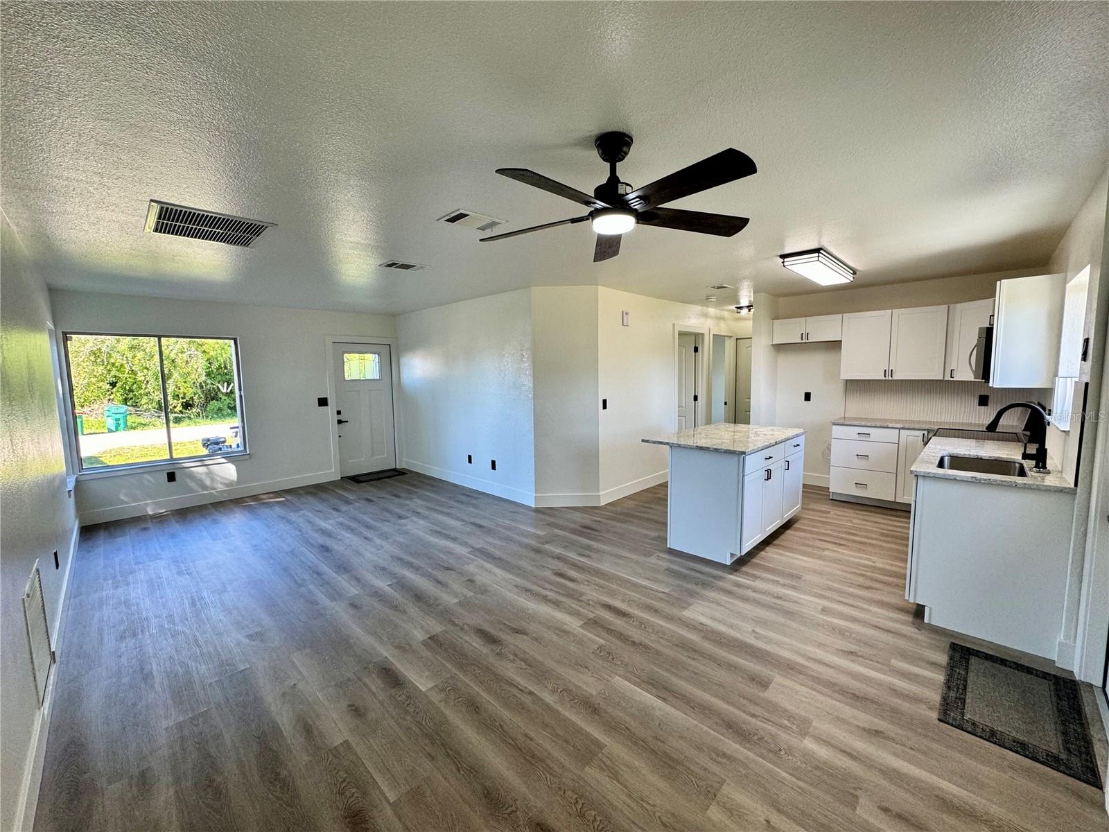 325 CAPATOLA ST, PORT CHARLOTTE, FL — photo 2