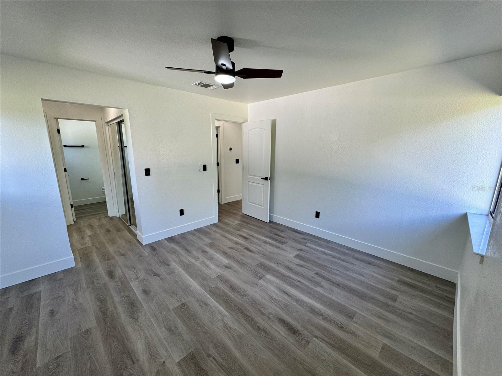 325 CAPATOLA ST, PORT CHARLOTTE, FL — photo 10