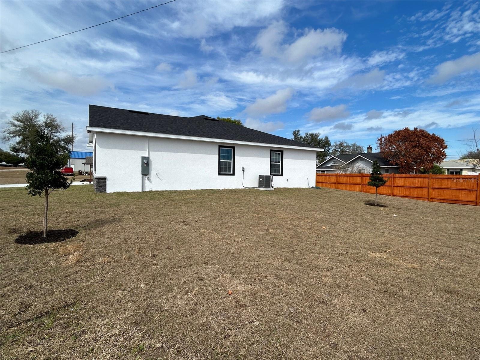 310 GIBSON AVE, LAKE WALES, FL — photo 3