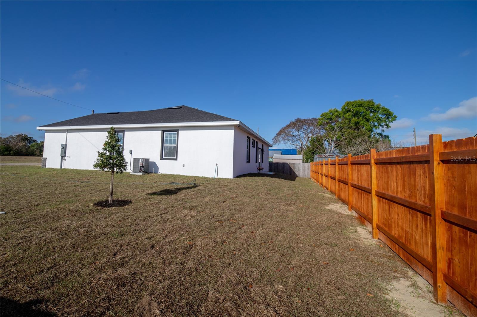 310 GIBSON AVE, LAKE WALES, FL — photo 4