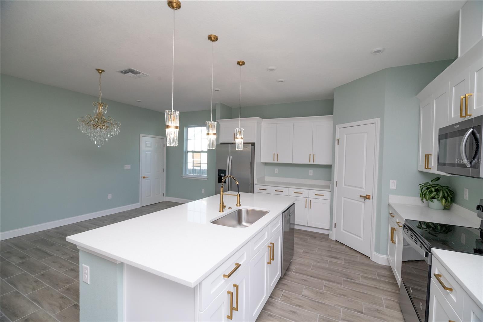 310 GIBSON AVE, LAKE WALES, FL — photo 12