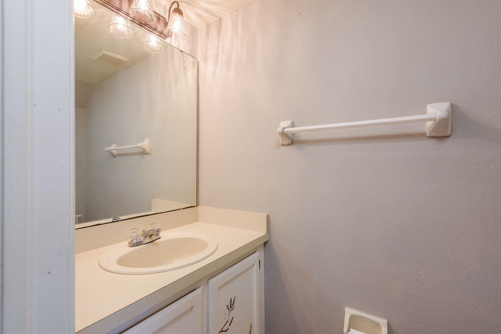 1602 BRIGADOON DR, CLEARWATER, FL — photo 13