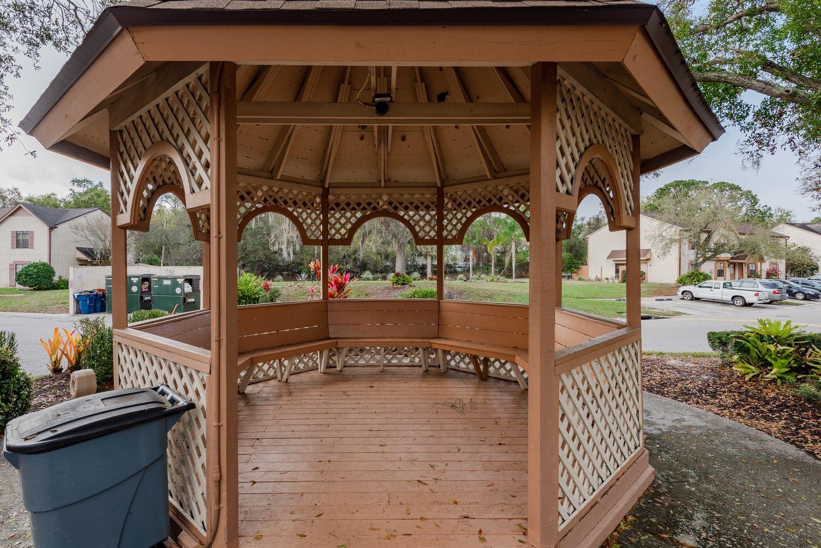 1602 BRIGADOON DR, CLEARWATER, FL — photo 32