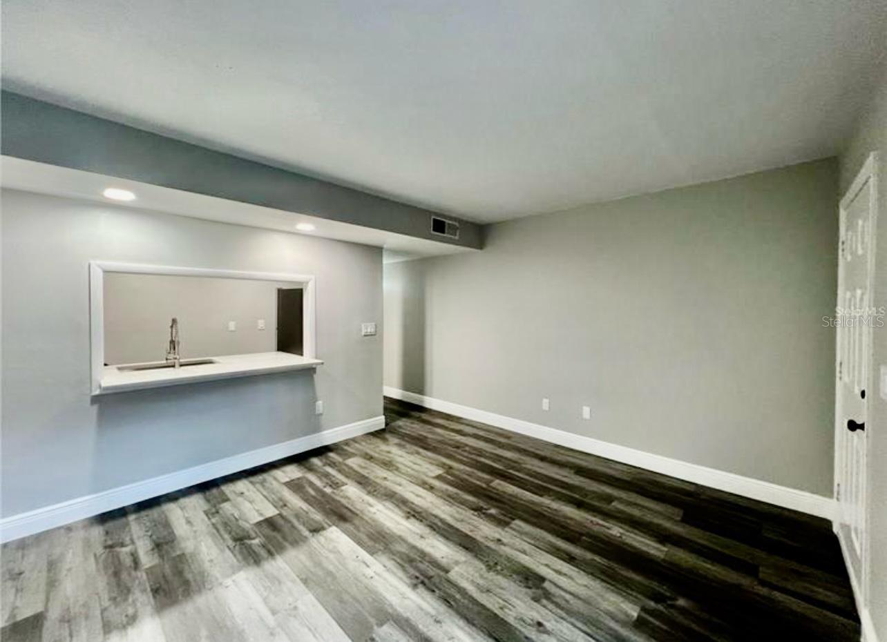 7108 WATERSIDE DR #103, TAMPA, FL — photo 3