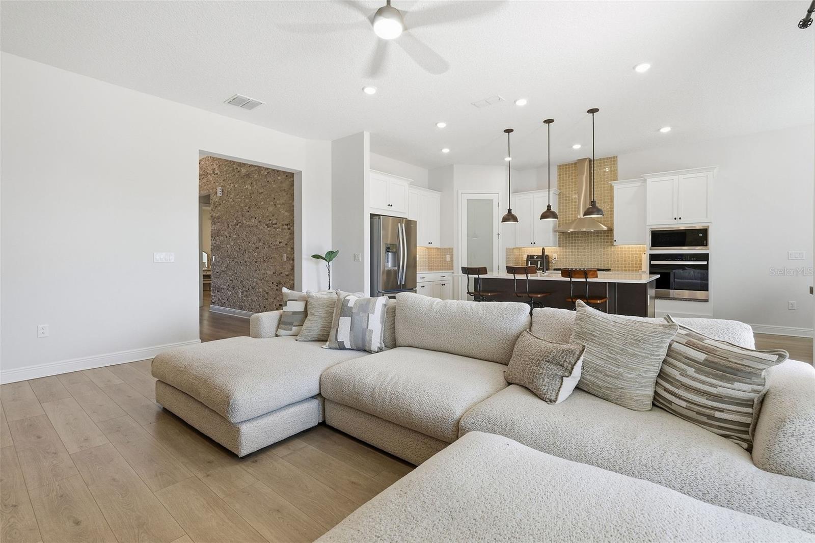 16131 VOLTERRA PT, BELLA COLLINA, FL — photo 37