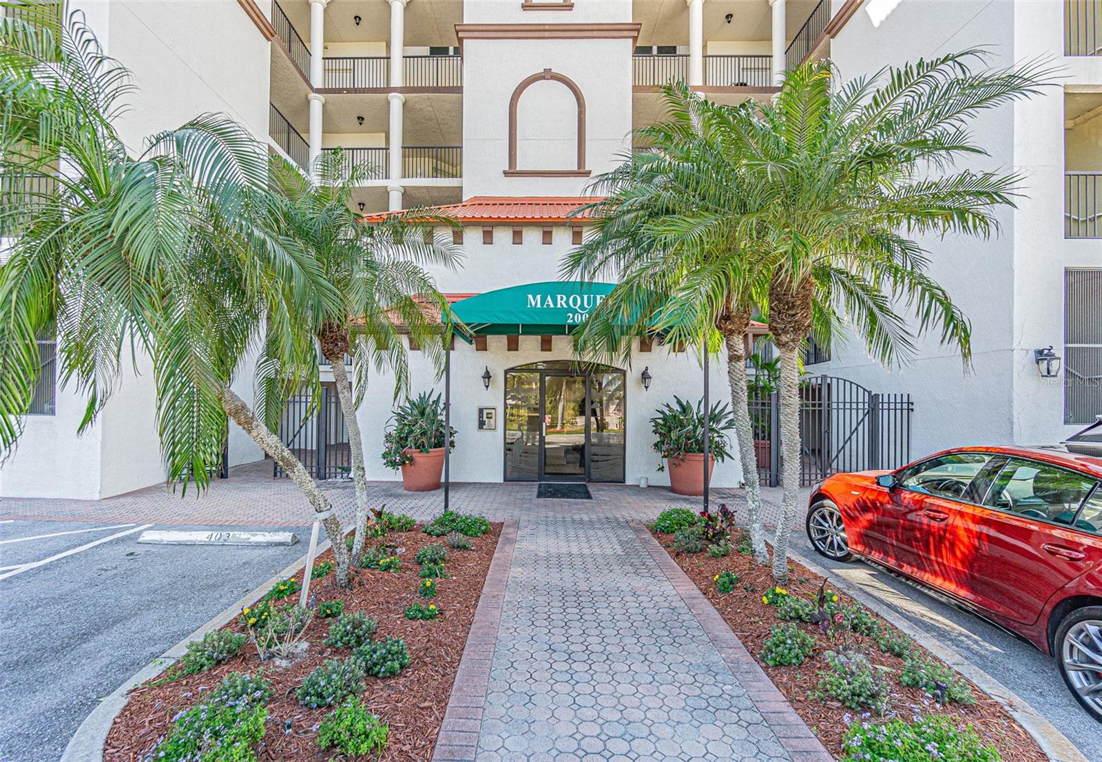 200 121ST AVE #304, TREASURE ISLAND, FL — photo 2