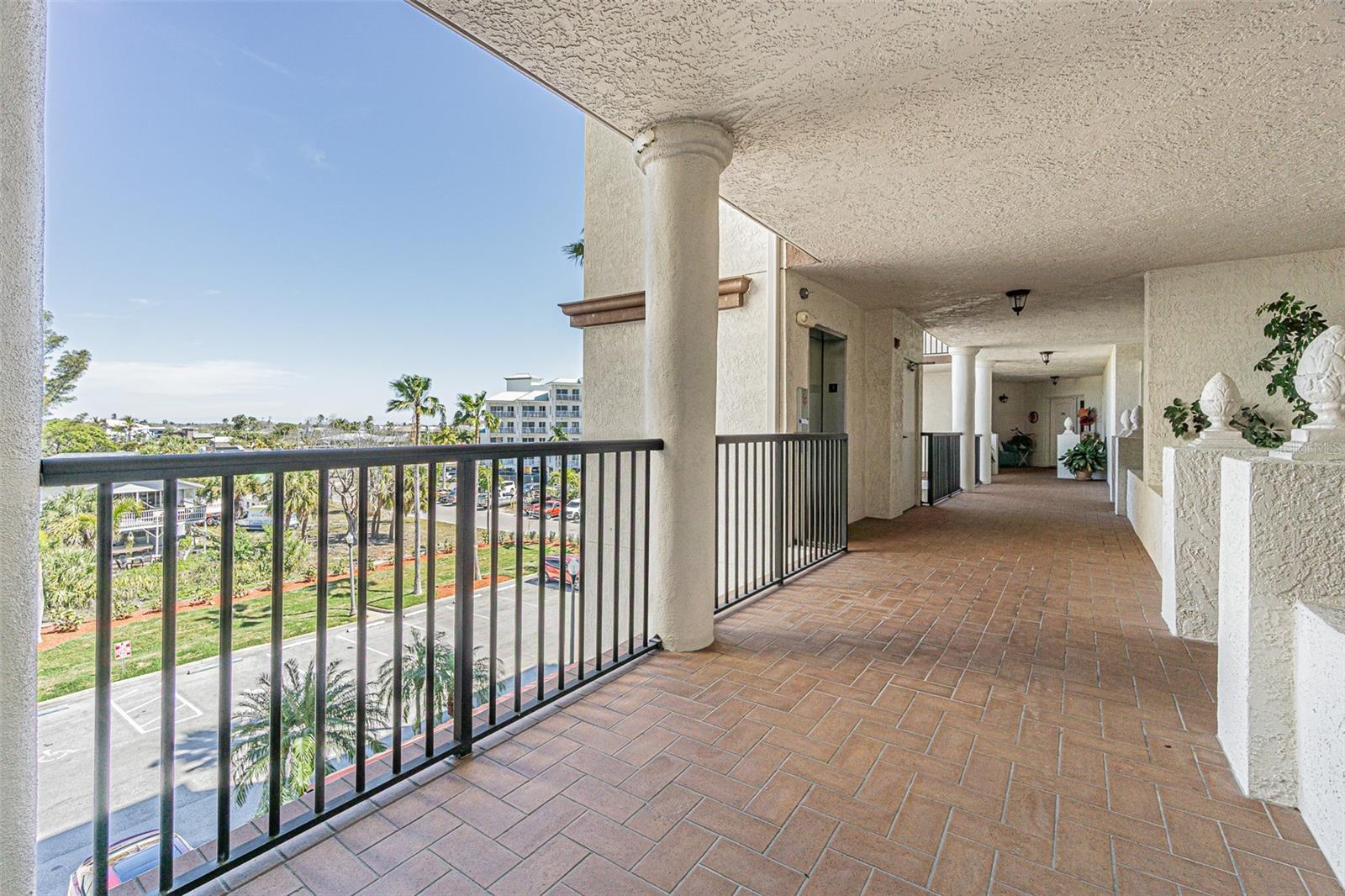 200 121ST AVE #304, TREASURE ISLAND, FL — photo 36