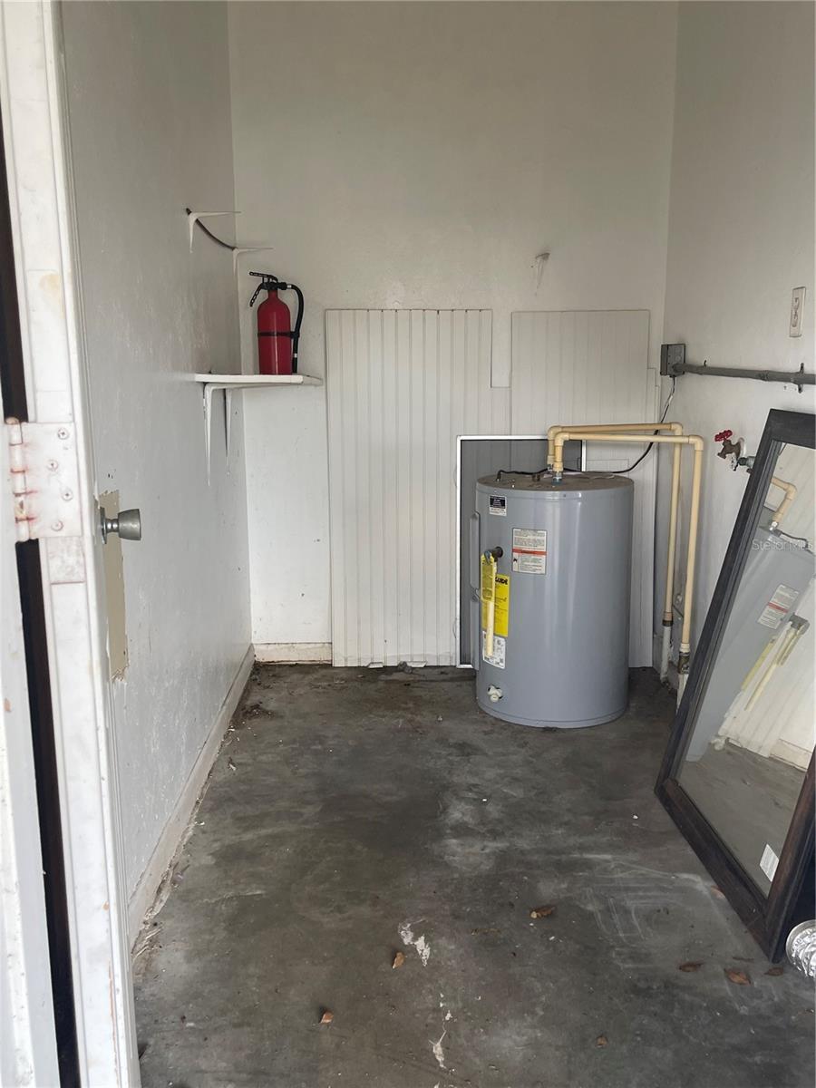 309 CENTER ST, AUBURNDALE, FL — photo 16