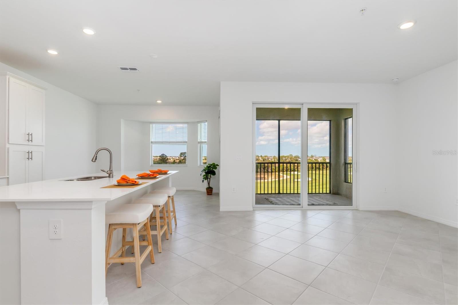 17595 OPAL SAND DR #406, VENICE, FL — photo 2