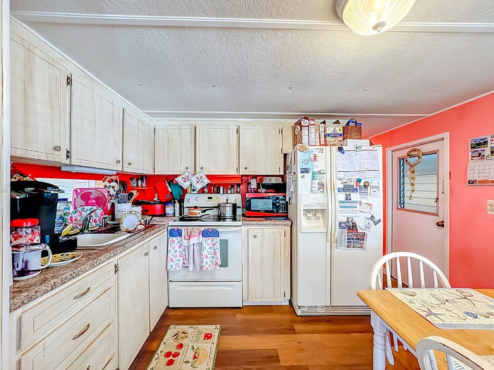 411 TROPIC DR W, PALMETTO, FL — photo 10