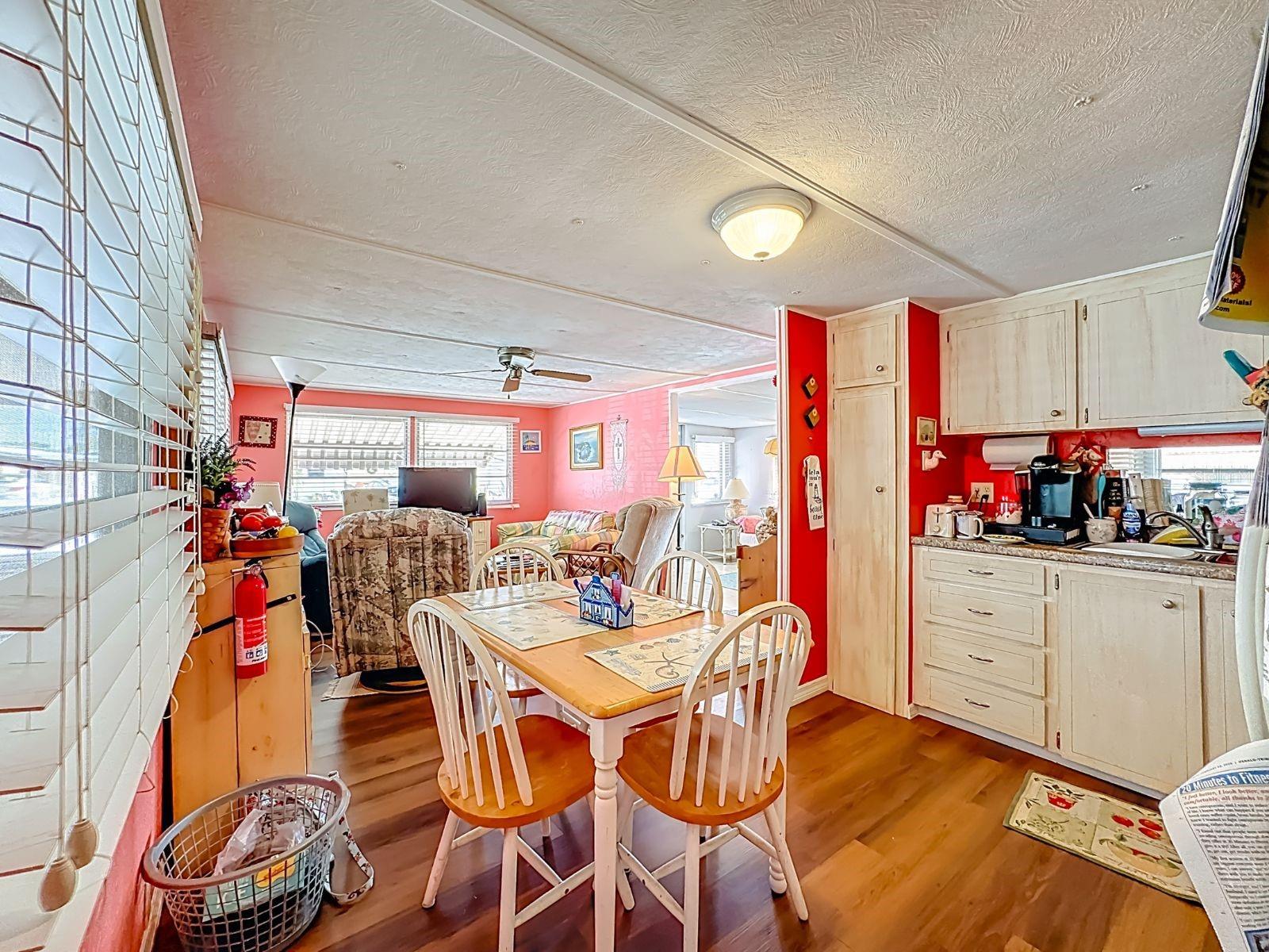 411 TROPIC DR W, PALMETTO, FL — photo 12