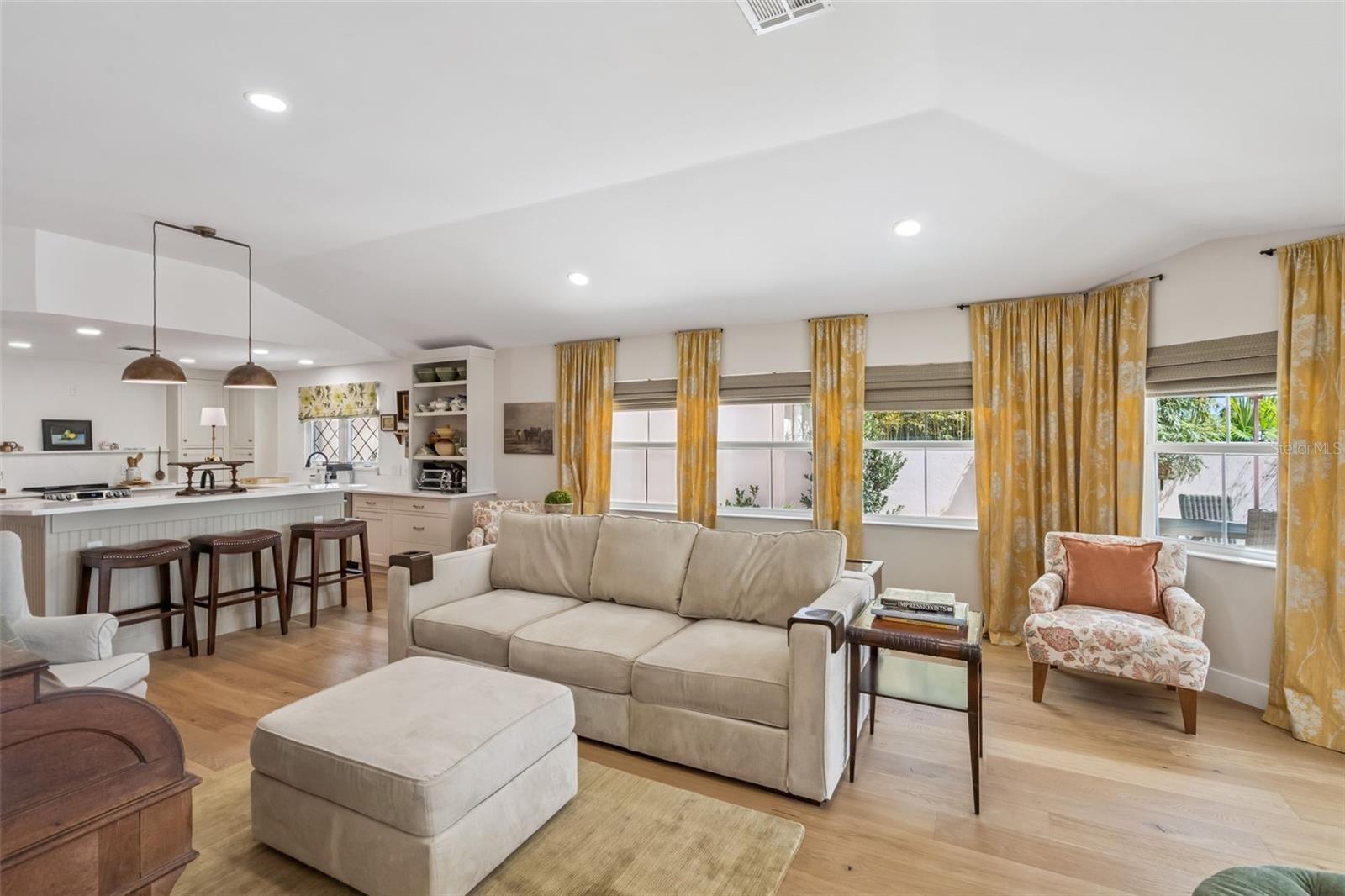 1304 SANTA ROSA CT, THE VILLAGES, FL — photo 10