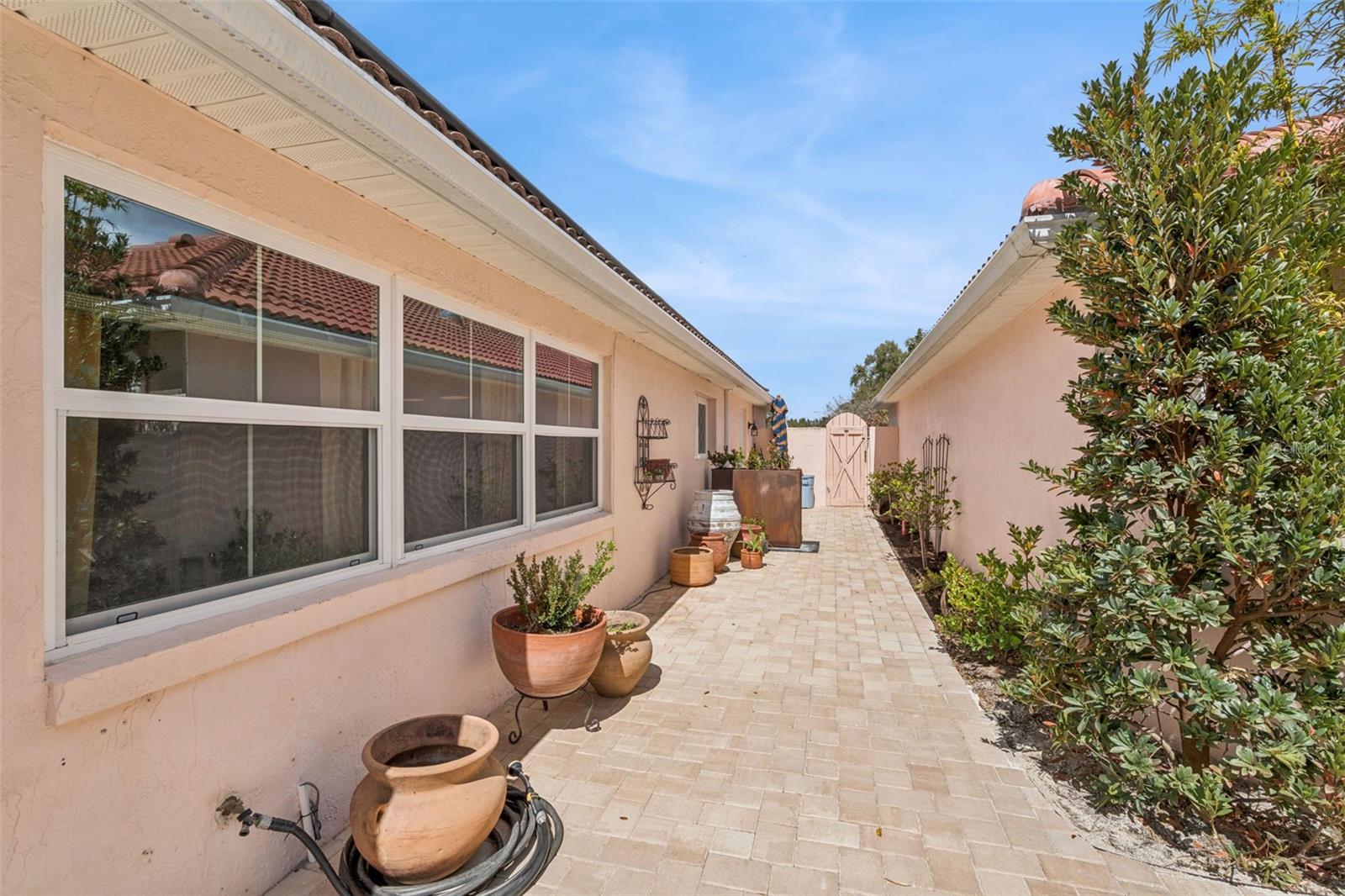 1304 SANTA ROSA CT, THE VILLAGES, FL — photo 30