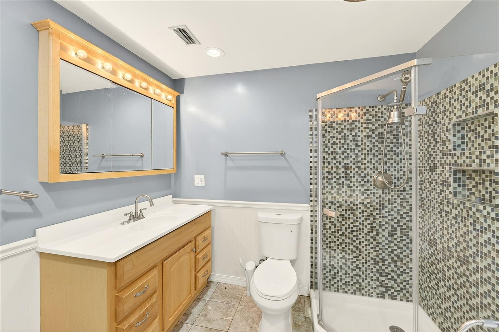 1465 BAYVIEW DR, CLEARWATER, FL — photo 24