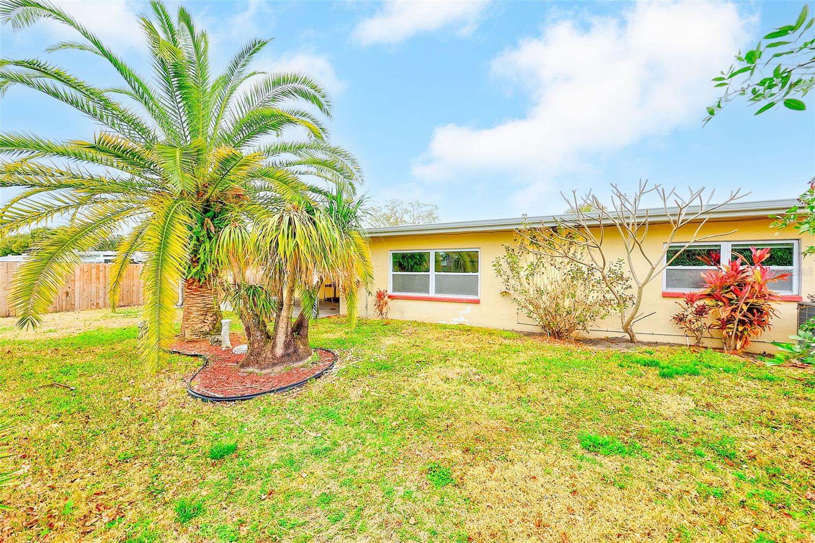 1465 BAYVIEW DR, CLEARWATER, FL — photo 39