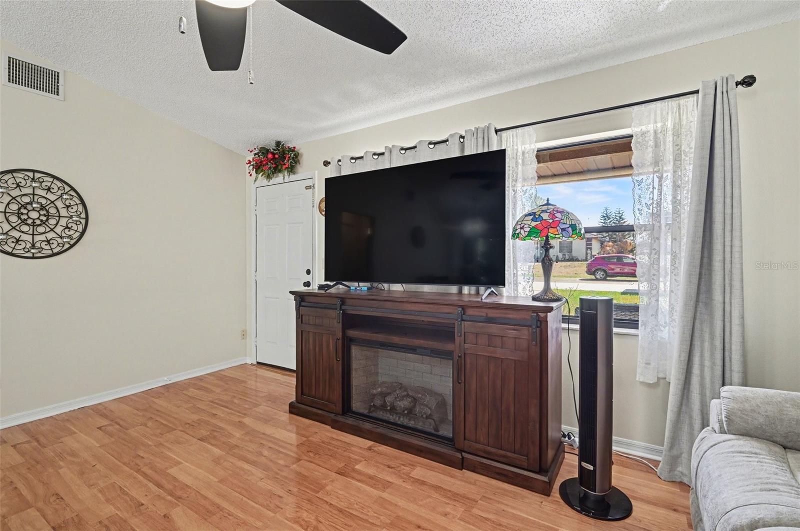 12435 ORANGEWOOD CIR, TAVARES, FL — photo 18