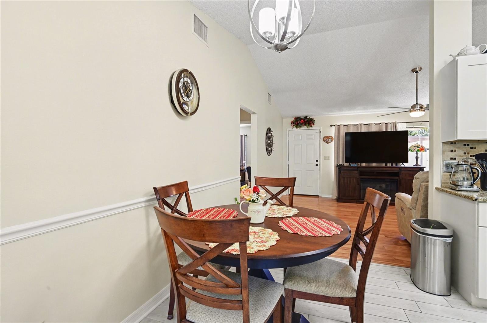 12435 ORANGEWOOD CIR, TAVARES, FL — photo 22