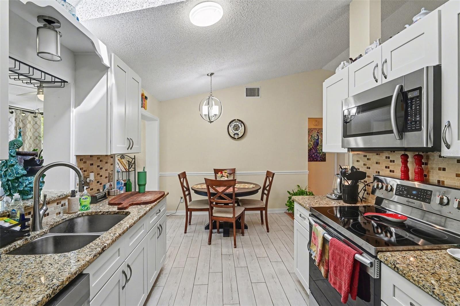 12435 ORANGEWOOD CIR, TAVARES, FL — photo 26