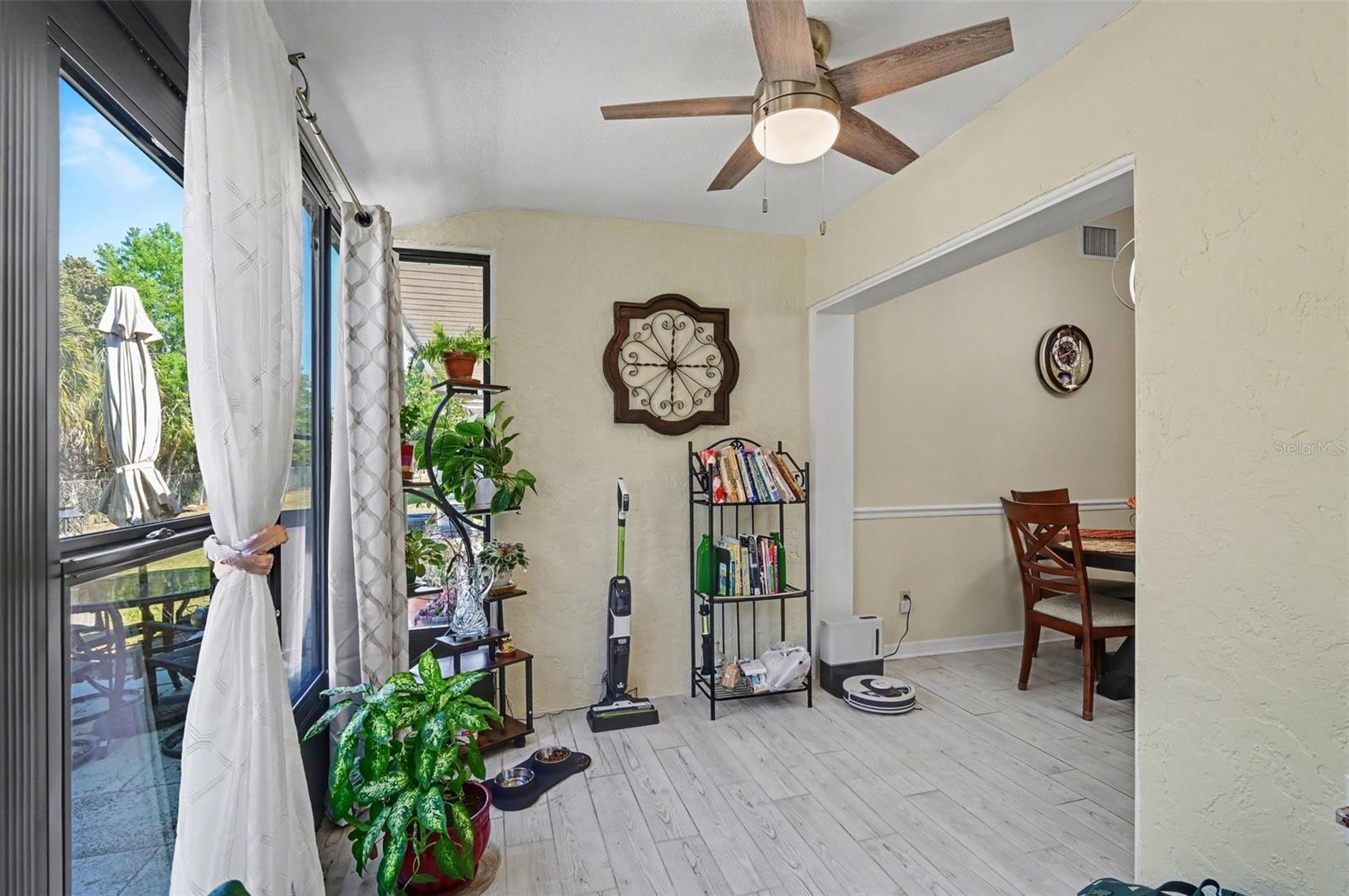 12435 ORANGEWOOD CIR, TAVARES, FL — photo 32