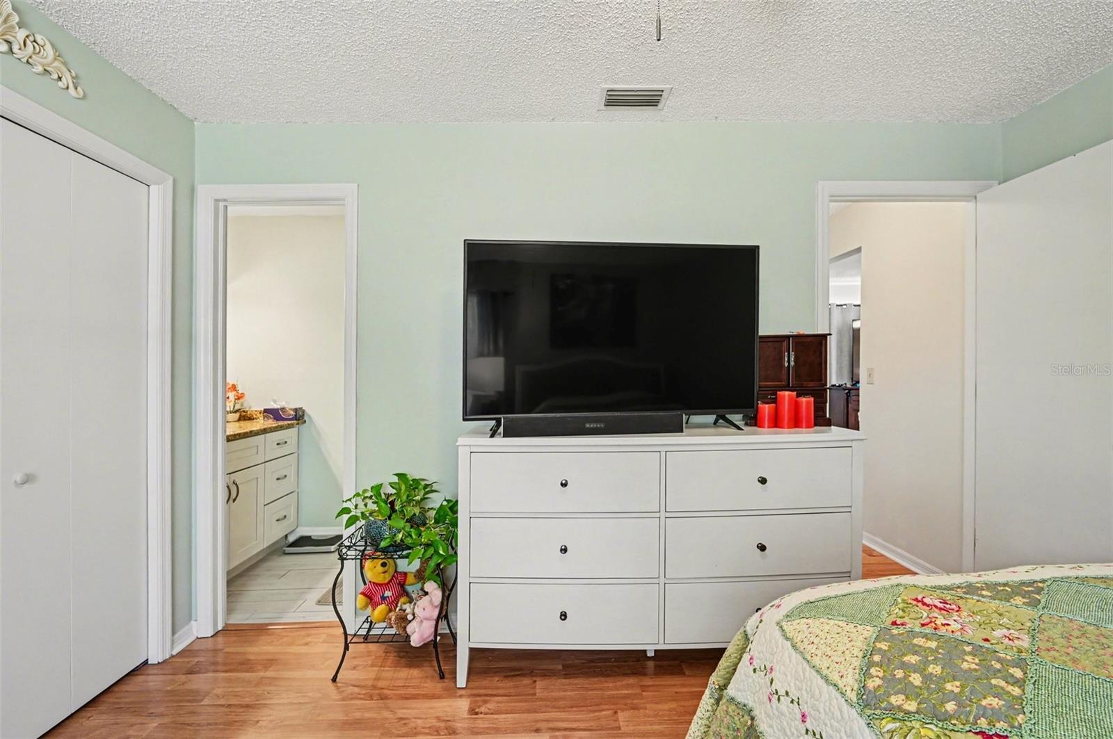 12435 ORANGEWOOD CIR, TAVARES, FL — photo 40