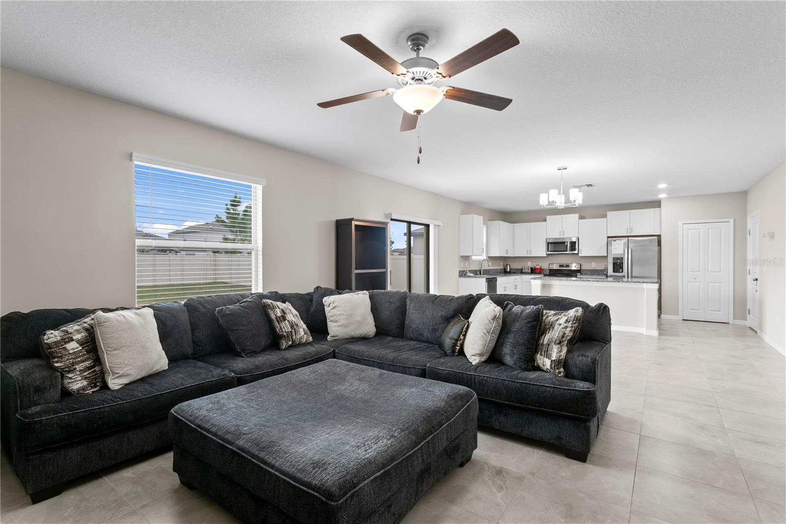 7109 PARADISE ISLAND CT, SUN CITY CENTER, FL — photo 11