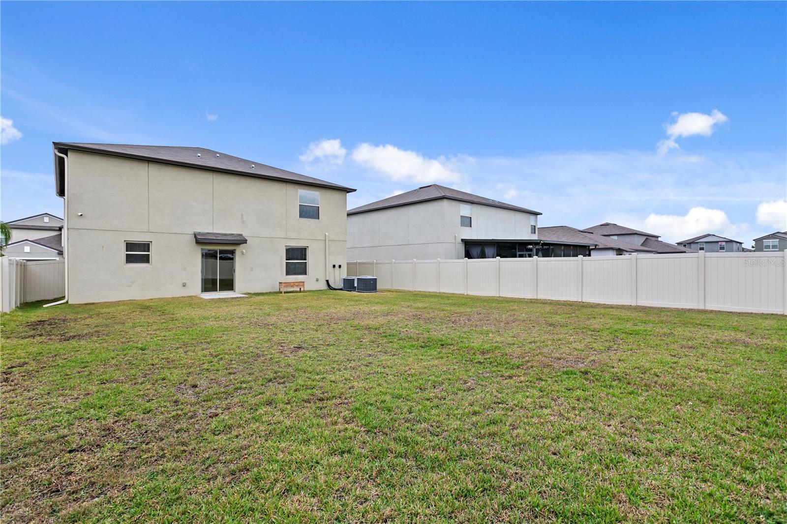 7109 PARADISE ISLAND CT, SUN CITY CENTER, FL — photo 40