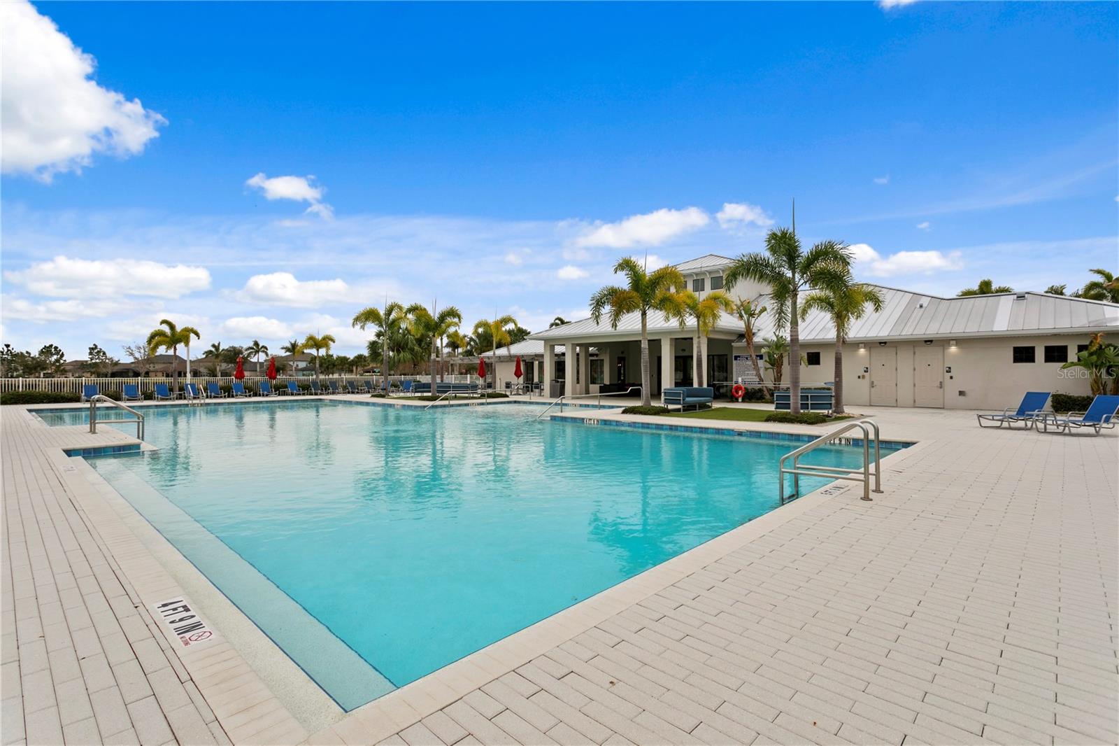 7109 PARADISE ISLAND CT, SUN CITY CENTER, FL — photo 44