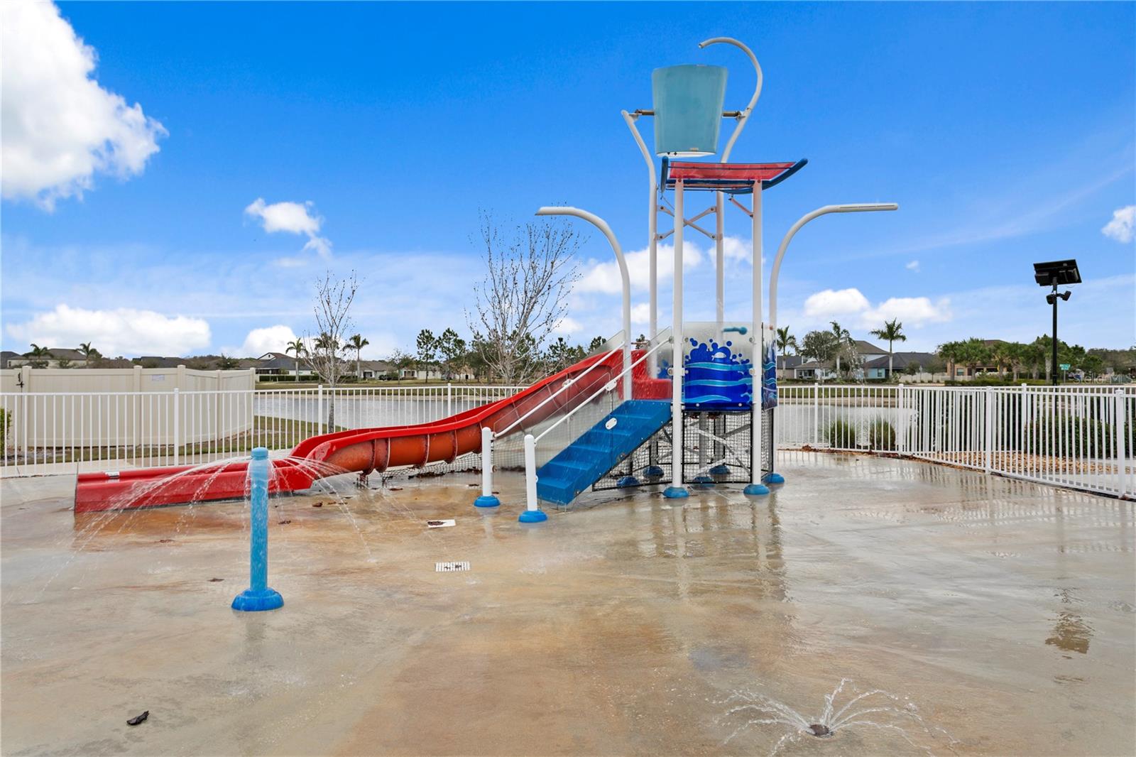 7109 PARADISE ISLAND CT, SUN CITY CENTER, FL — photo 46