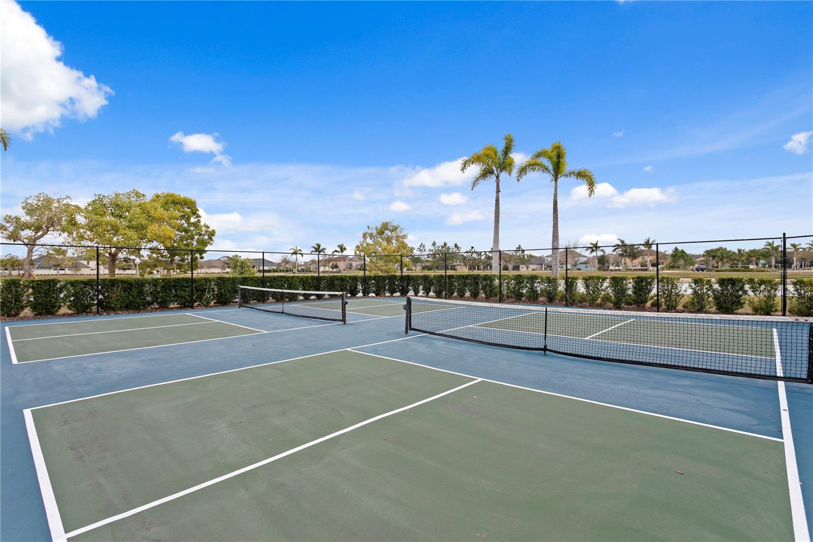 7109 PARADISE ISLAND CT, SUN CITY CENTER, FL — photo 47
