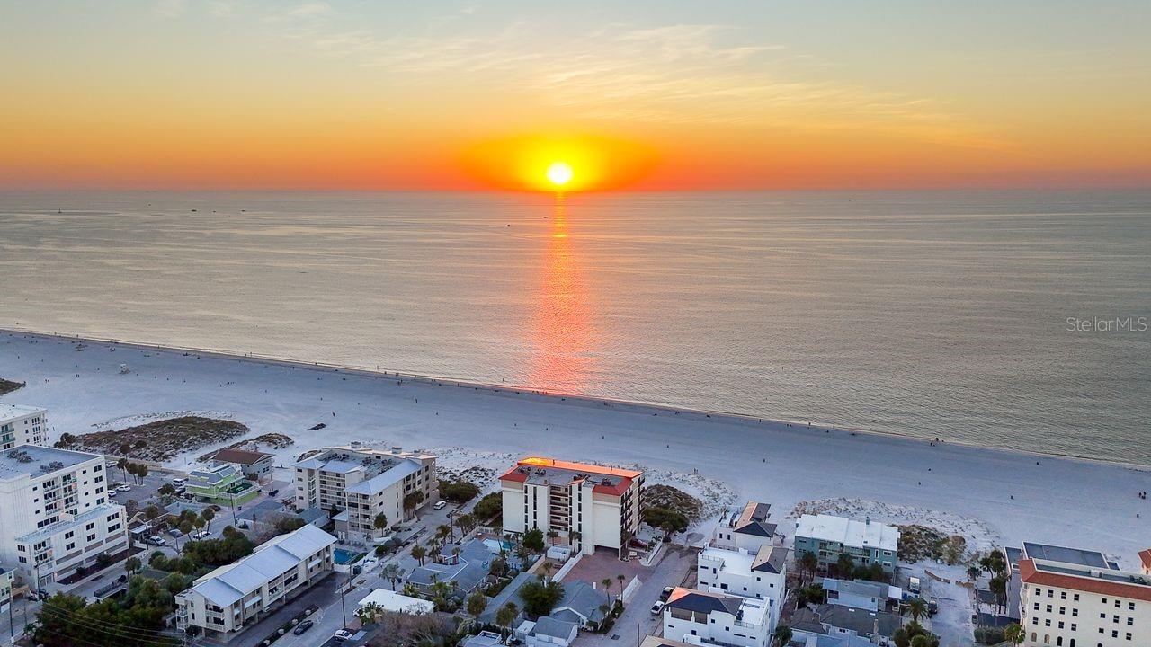 26 CAMBRIA ST, CLEARWATER BEACH, FL — photo 55