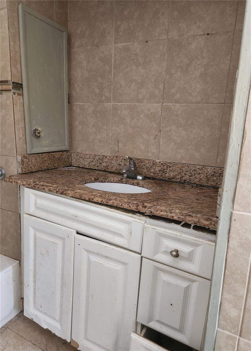3457 GAINSBORO RD, PORT CHARLOTTE, FL — photo 9
