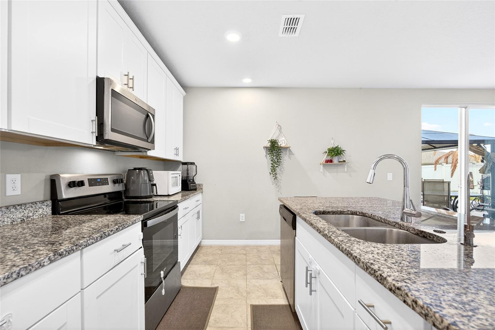 953 CAMBRIDGE DR, WINTER HAVEN, FL — photo 16