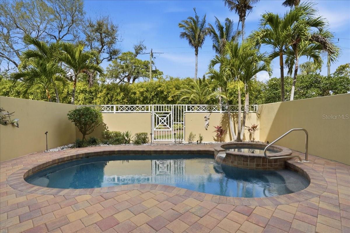 702 GRANADA AVE #7, VENICE, FL — photo 26