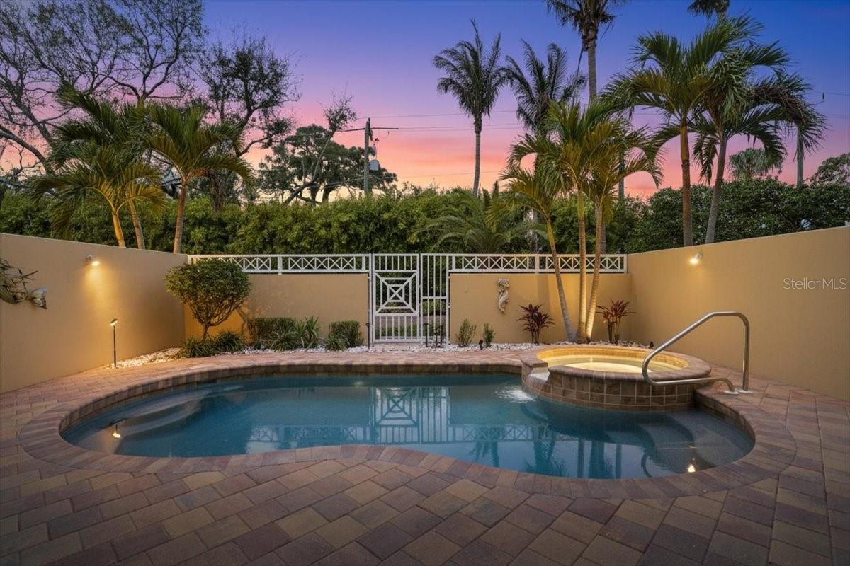 702 GRANADA AVE #7, VENICE, FL — photo 31