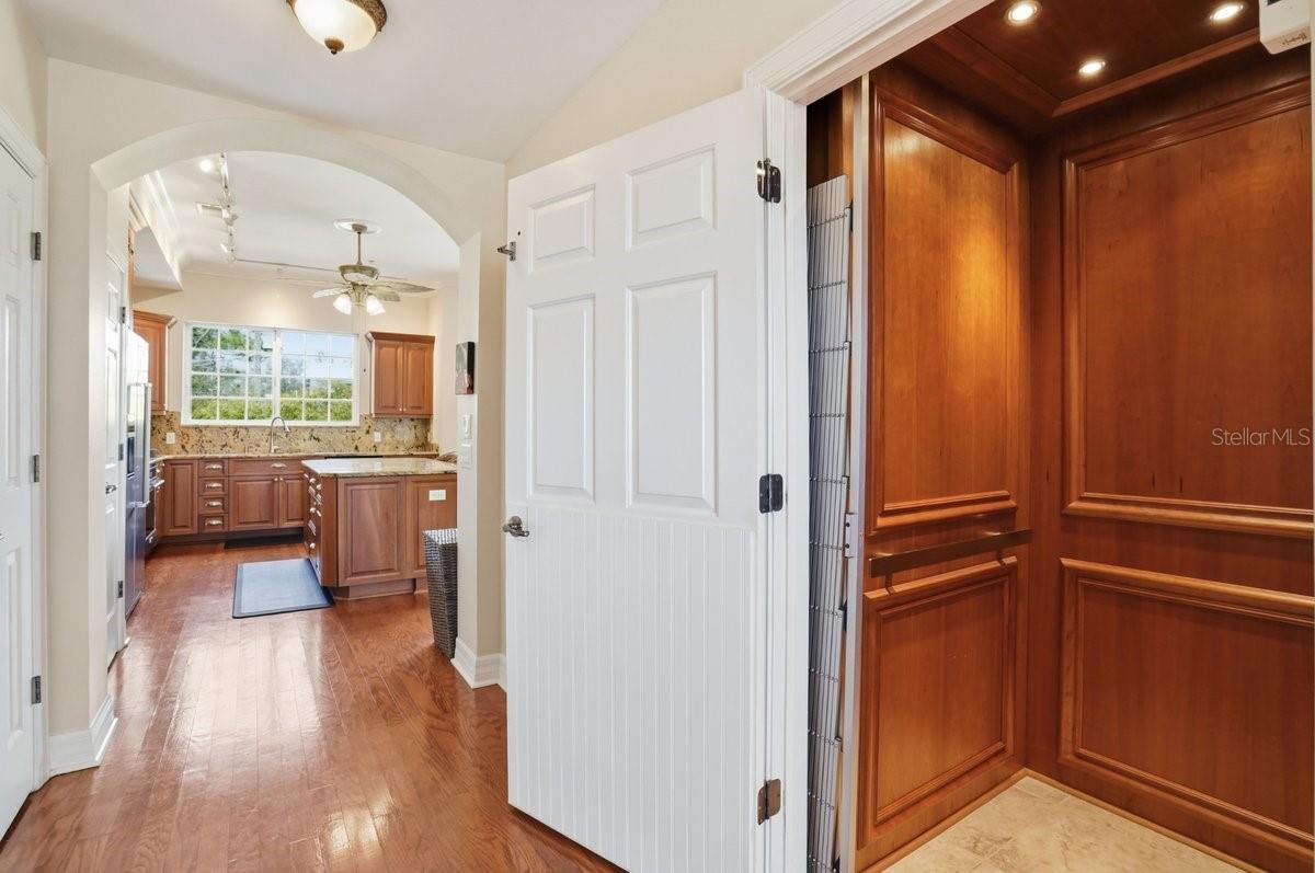702 GRANADA AVE #7, VENICE, FL — photo 33