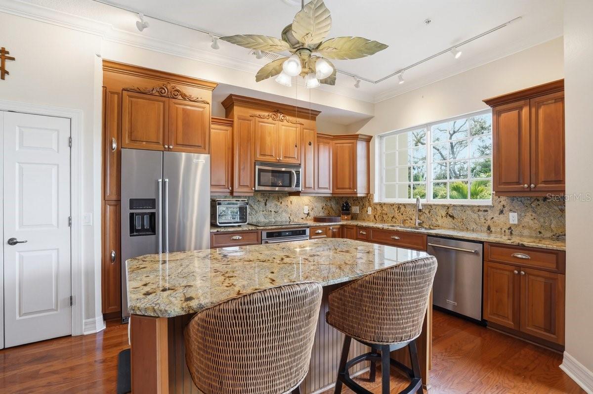 702 GRANADA AVE #7, VENICE, FL — photo 35