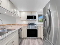 1051 S HIGHLAND ST #4B — photo 16