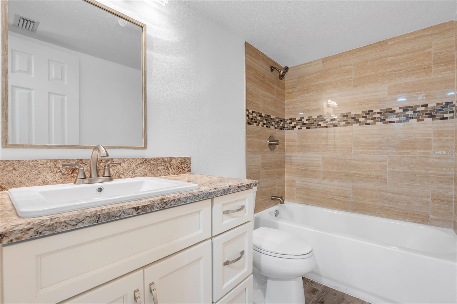 1051 S HIGHLAND ST #4B, MOUNT DORA, FL — photo 31