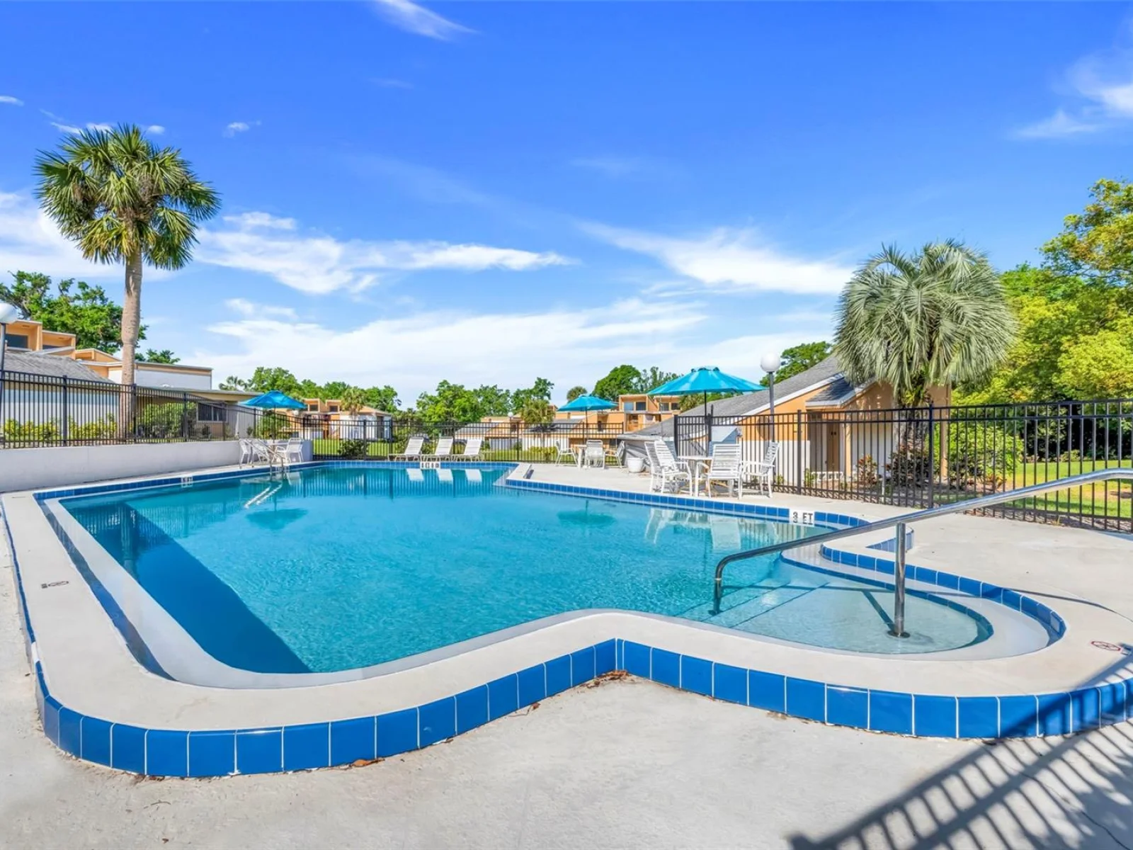 1051 S HIGHLAND ST #4B, MOUNT DORA, FL — photo 50
